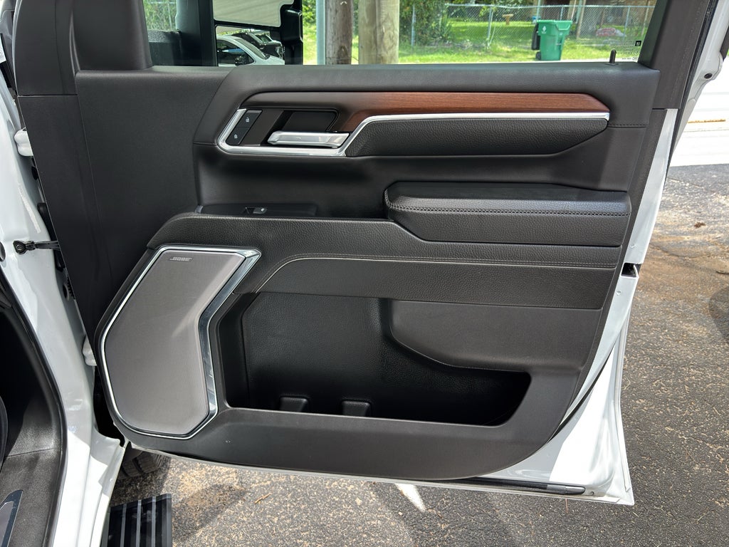 2024 GMC Sierra 2500HD 4WD Crew Cab Standard Bed Denali