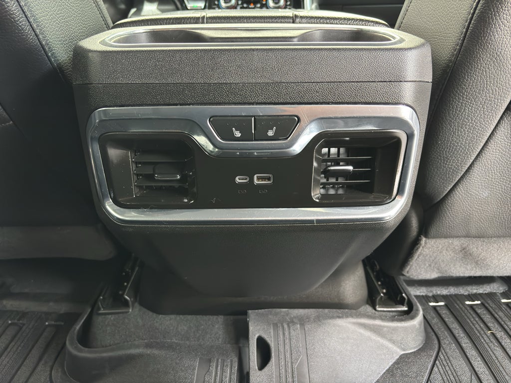 2024 GMC Sierra 2500HD 4WD Crew Cab Standard Bed Denali