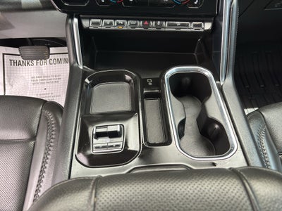 2024 GMC Sierra 2500HD 4WD Crew Cab Standard Bed Denali
