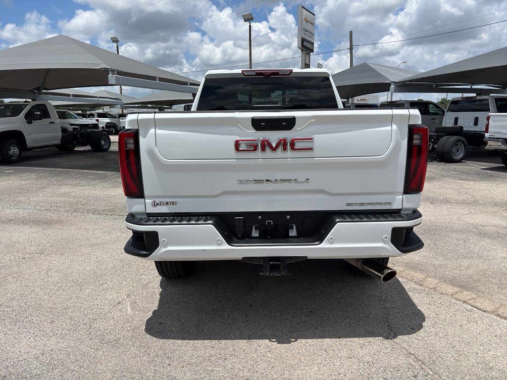 2024 GMC Sierra 2500HD 4WD Crew Cab Standard Bed Denali