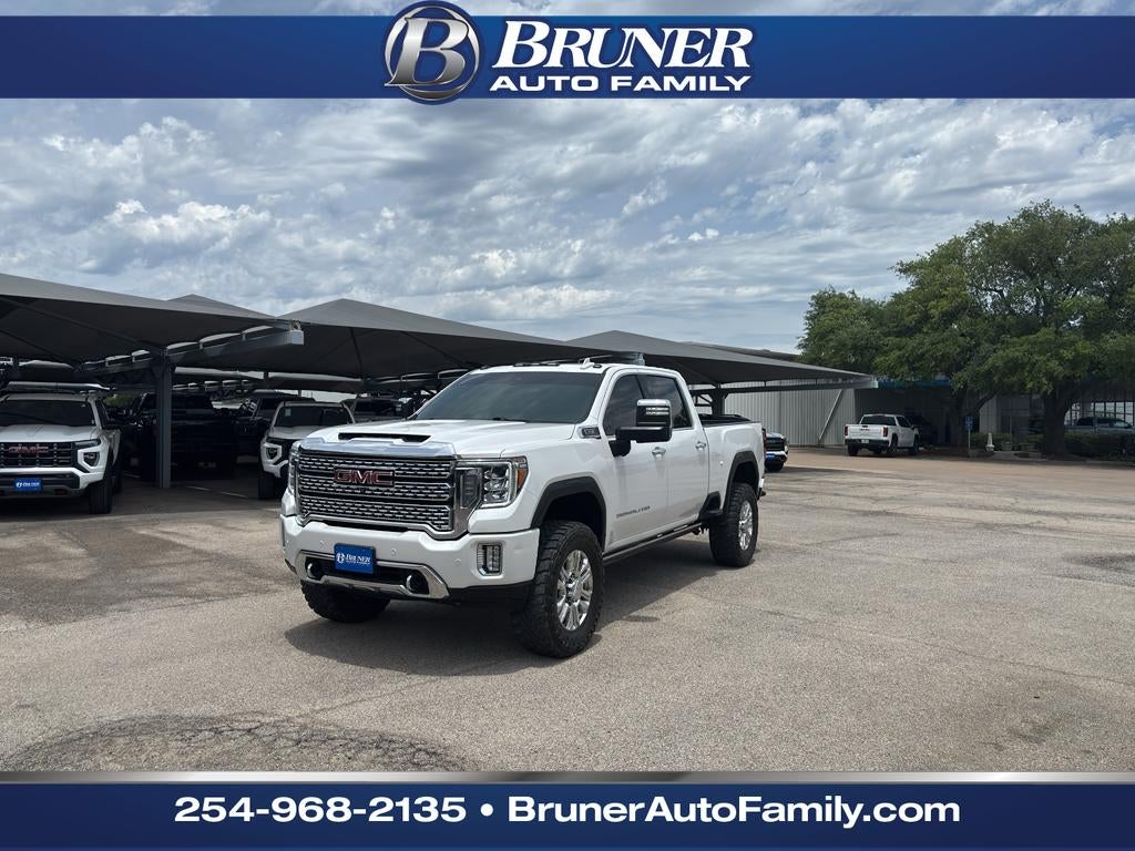 2022 GMC Sierra 4WD Crew Cab Standard Box Denali's photo