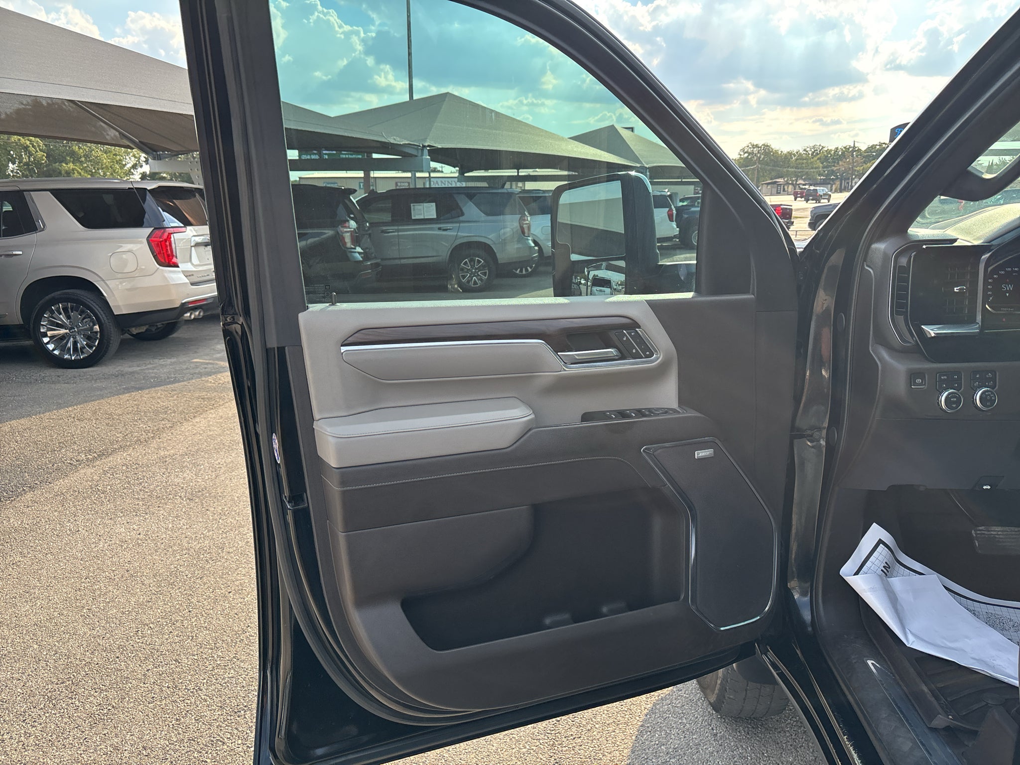2024 GMC Sierra 3500HD SLT - Photo 10
