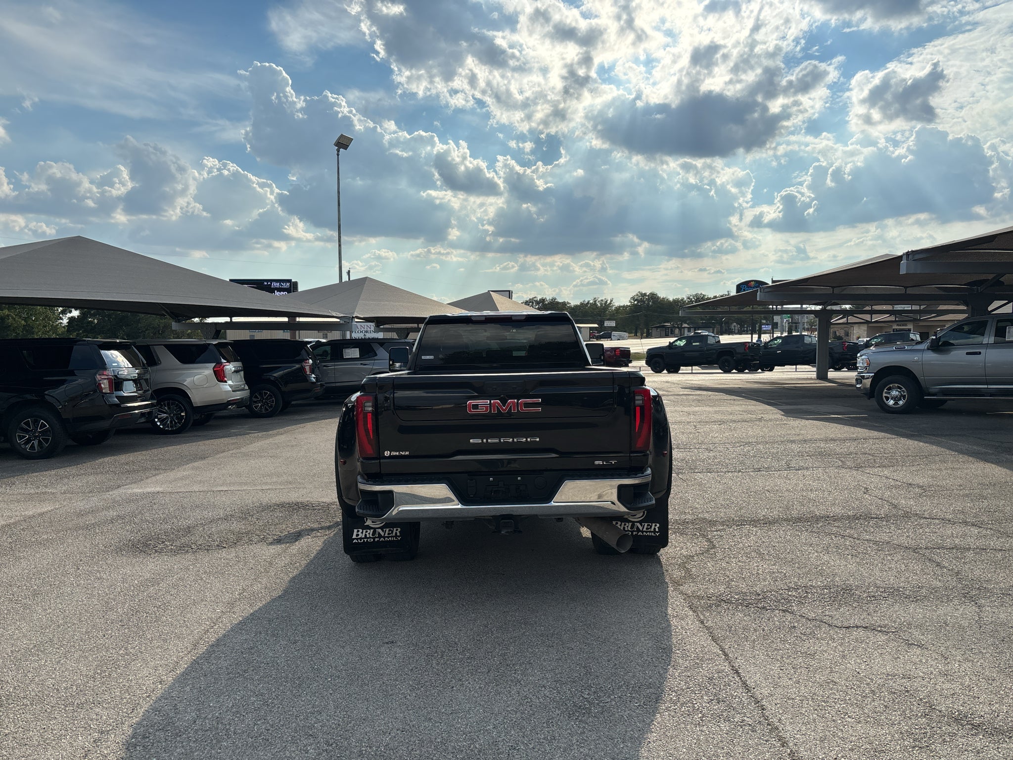 2024 GMC Sierra 3500HD SLT - Photo 11