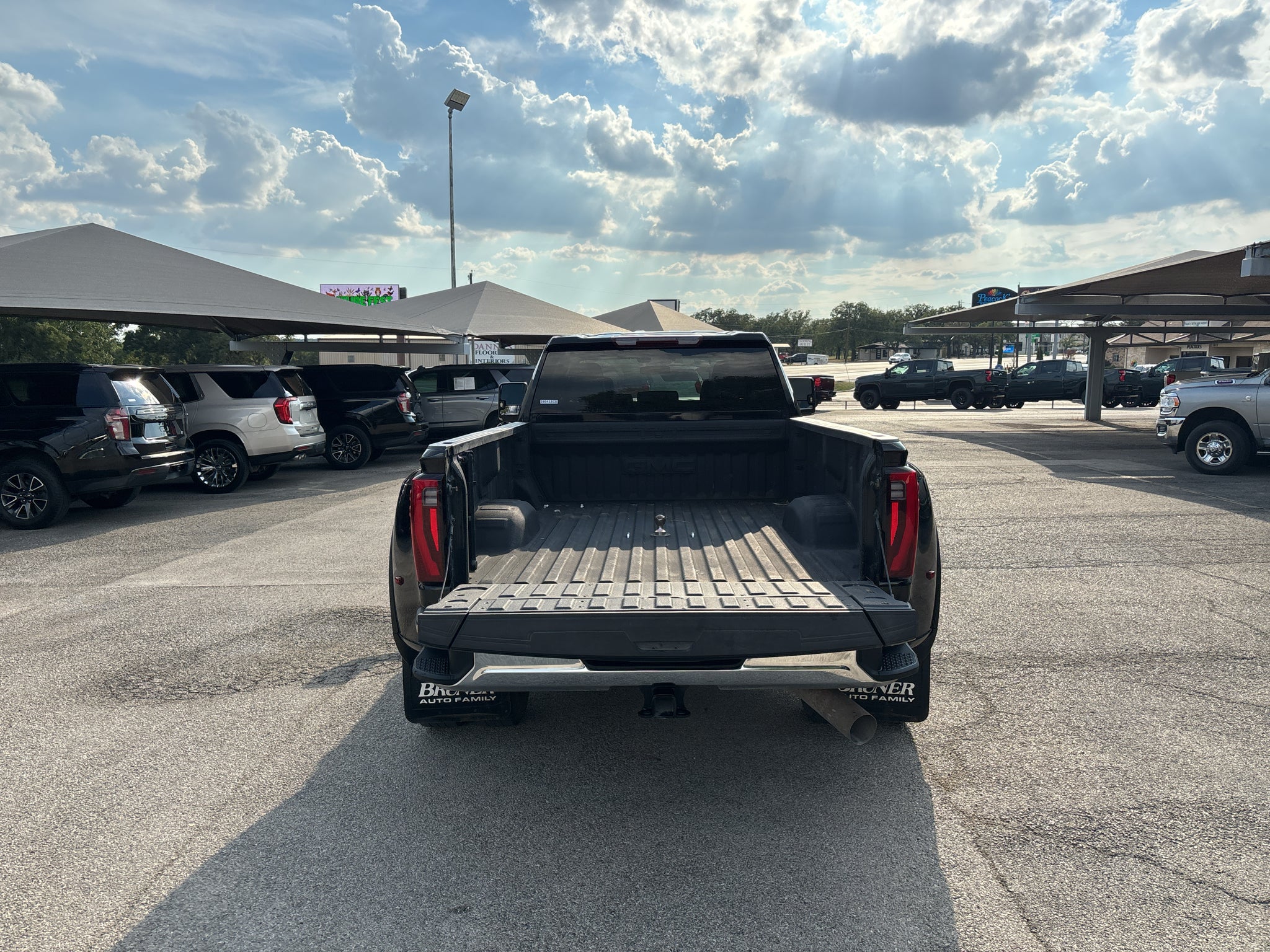 2024 GMC Sierra 3500HD SLT - Photo 12
