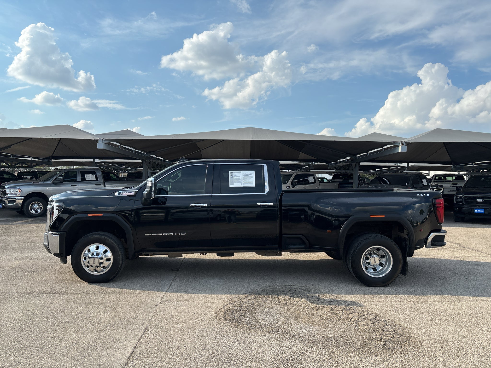 2024 GMC Sierra 3500HD 4WD Crew Cab Long Bed SLT
