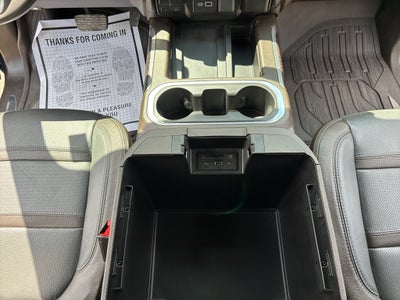2022 GMC Sierra 3500HD 4WD Crew Cab Long Bed Denali