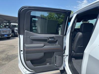 2023 GMC Sierra 1500 4WD Crew Cab Short Box AT4