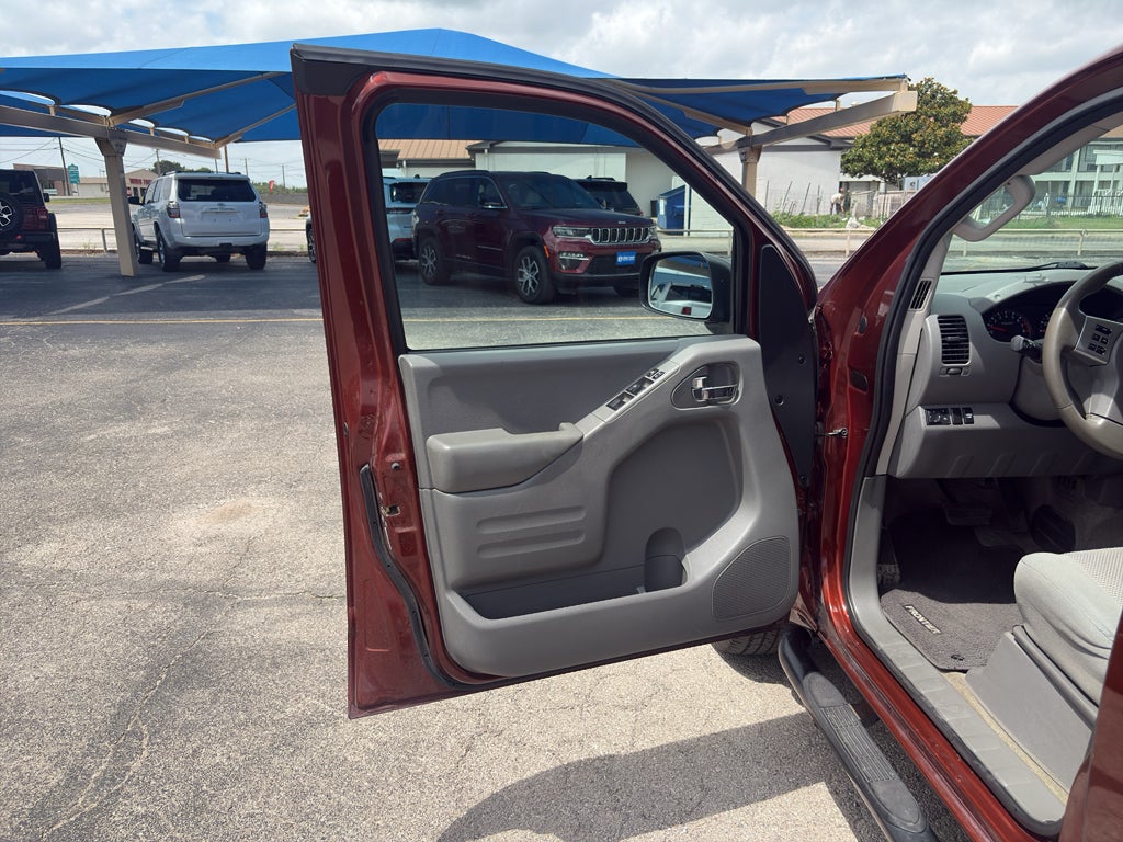 2016 Nissan Frontier SV