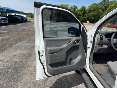 2021 Nissan Frontier Crew Cab SV 4x2