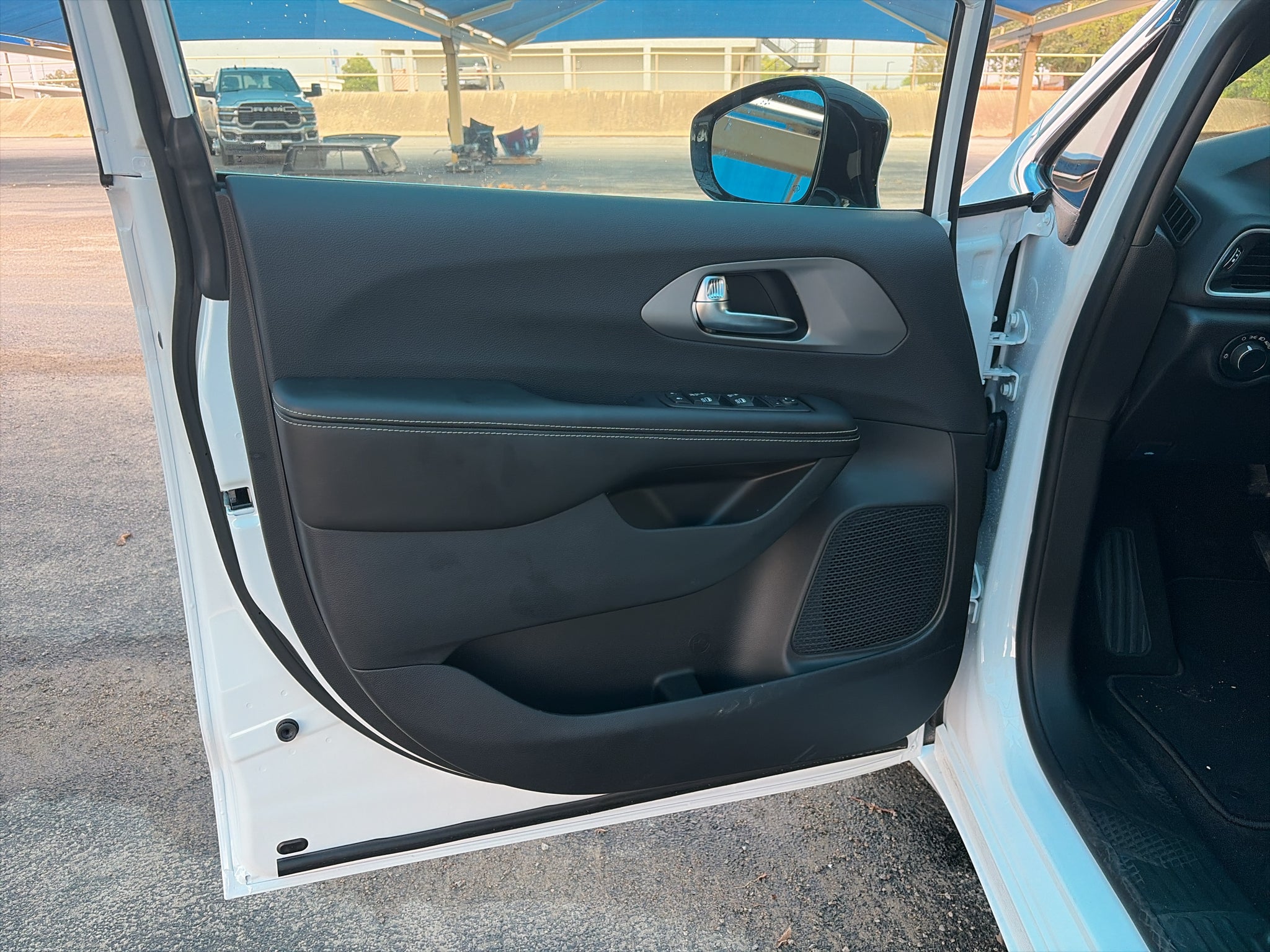 2027 Chrysler Pacifica PACIFICA LX