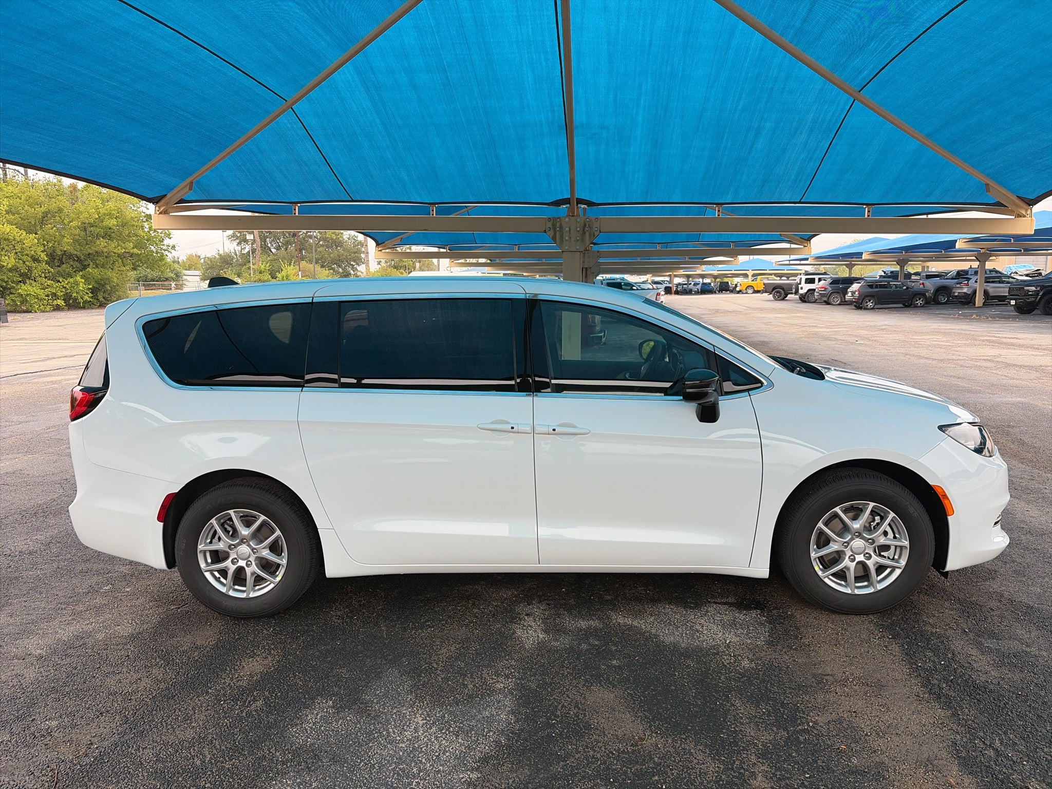 2027 Chrysler Pacifica PACIFICA LX