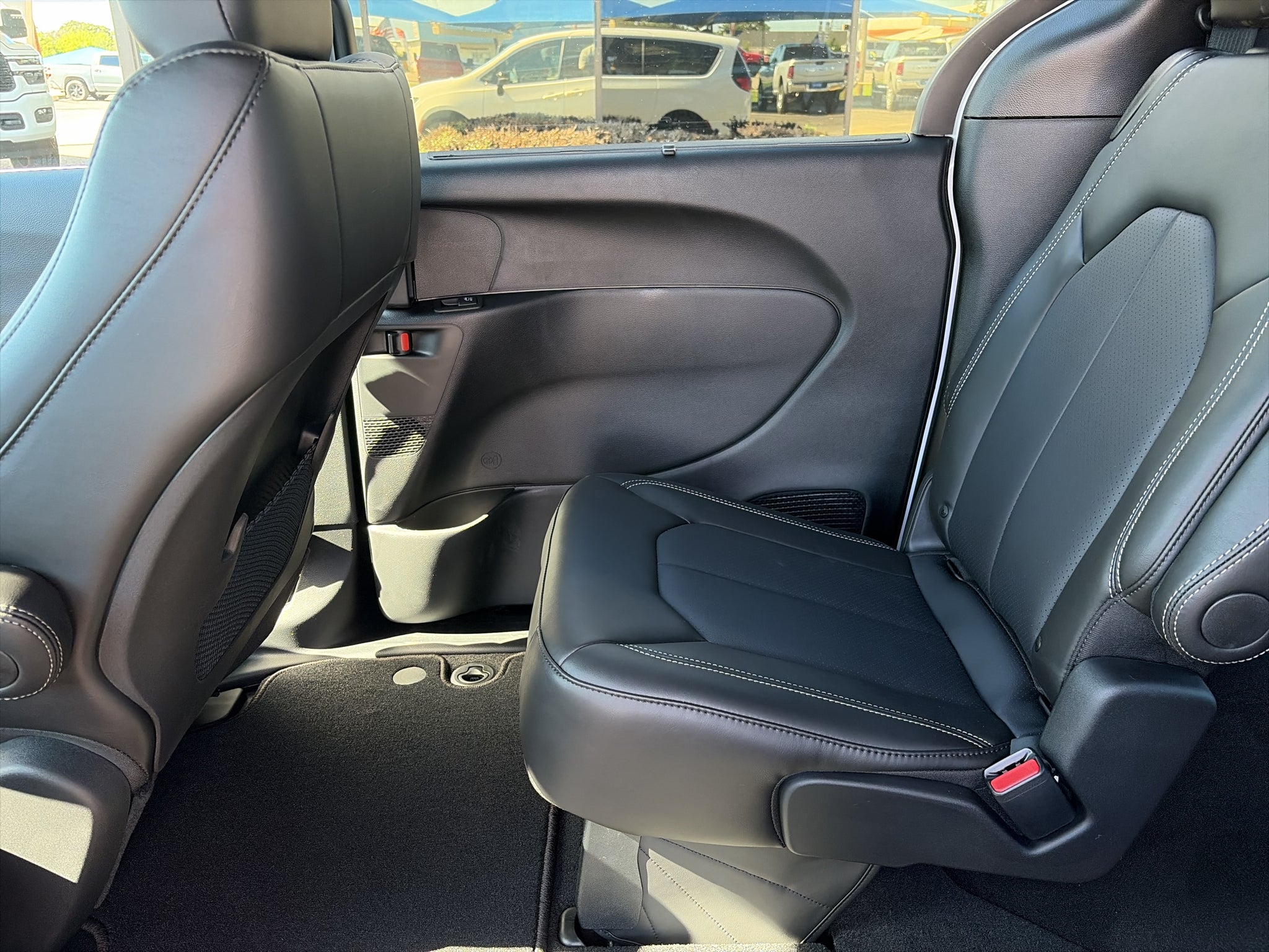 2027 Chrysler Pacifica PACIFICA LX