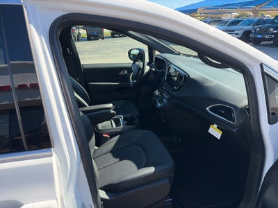 2027 Chrysler Pacifica PACIFICA LX