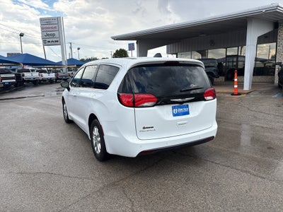 2027 Chrysler Pacifica PACIFICA LX