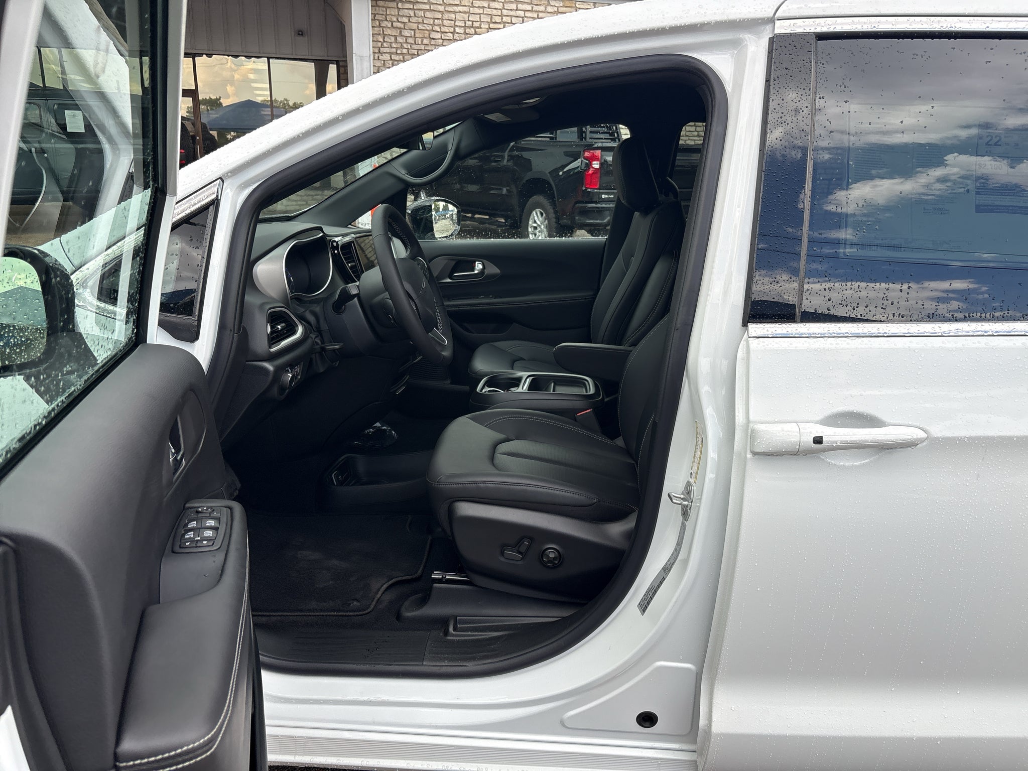 2027 Chrysler Pacifica PACIFICA LX