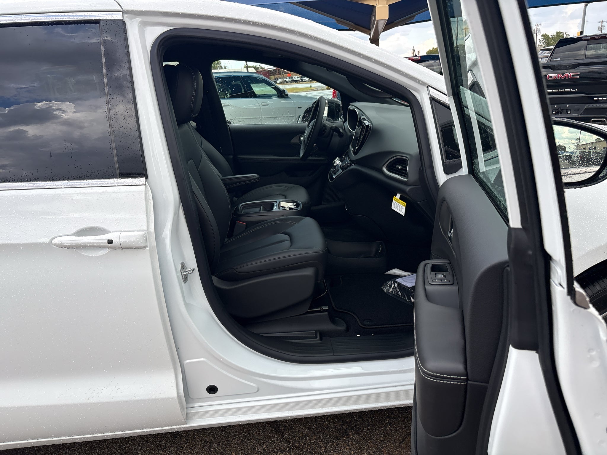 2027 Chrysler Pacifica PACIFICA LX