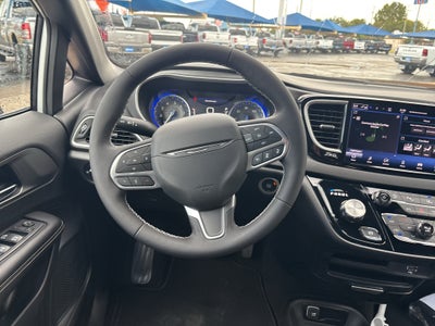 2027 Chrysler Pacifica PACIFICA LX