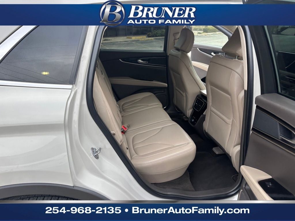 2023 Lincoln Nautilus Standard