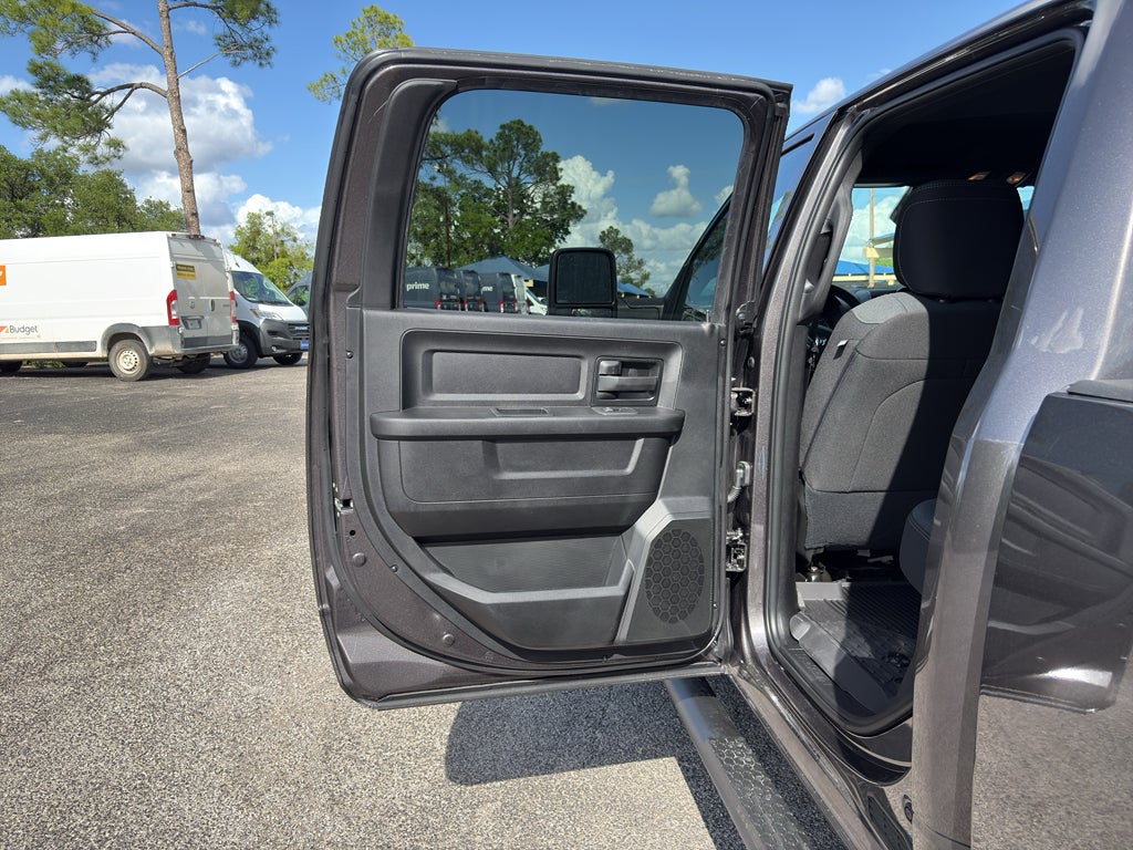 2026 RAM Ram 2500 RAM 2500 WARLOCK CREW CAB 4X4 6'4' BOX