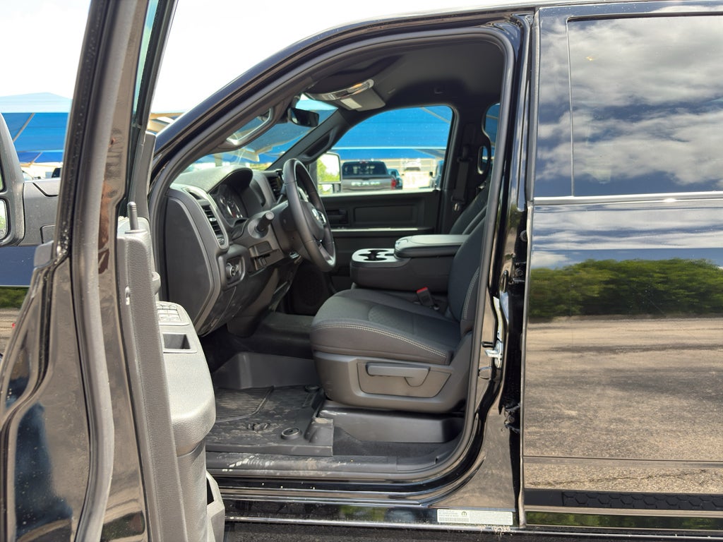 2026 RAM Ram 2500 RAM 2500 WARLOCK CREW CAB 4X4 6'4' BOX