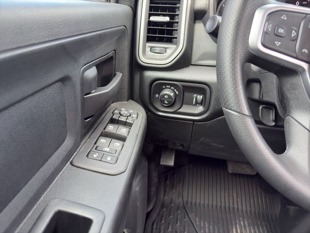 2026 RAM Ram 2500 RAM 2500 WARLOCK CREW CAB 4X4 6'4' BOX