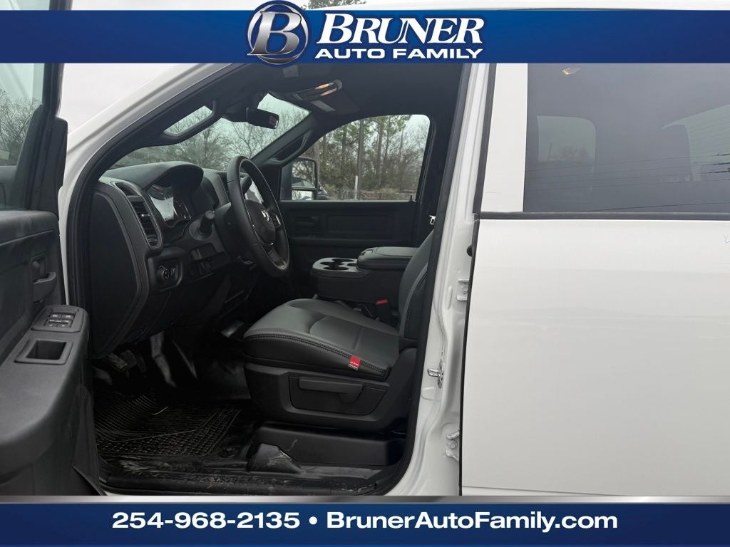 2026 RAM Ram 2500 RAM 2500 TRADESMAN CREW CAB 4X4 8' BOX