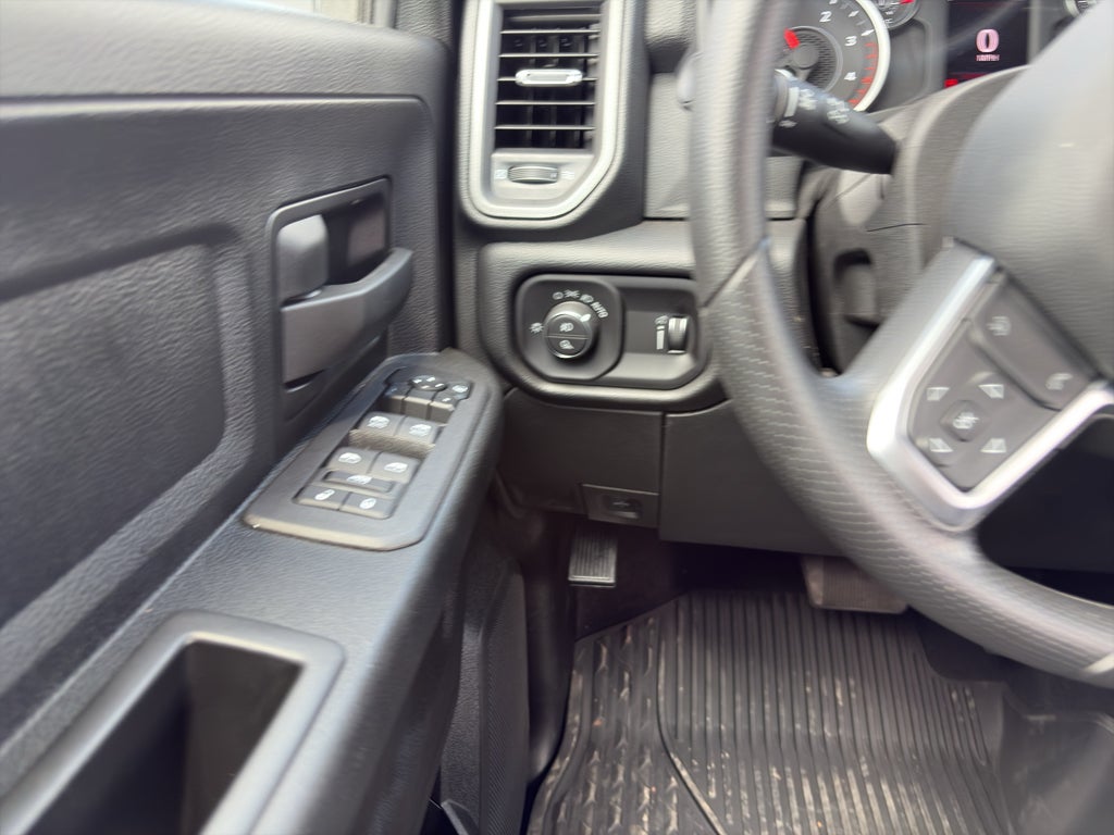 2026 RAM Ram 2500 RAM 2500 TRADESMAN CREW CAB 4X4 8' BOX