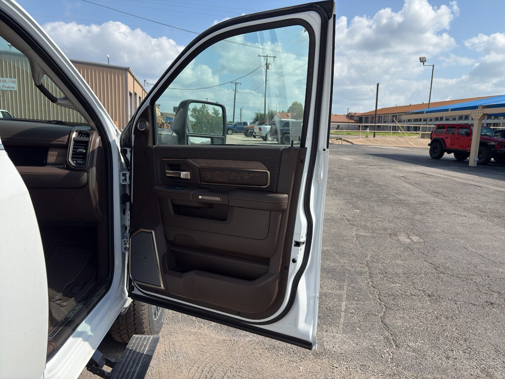 2026 RAM Ram 2500 RAM 2500 LIMITED LONGHORN CREW CAB 4X4 6'4' BOX