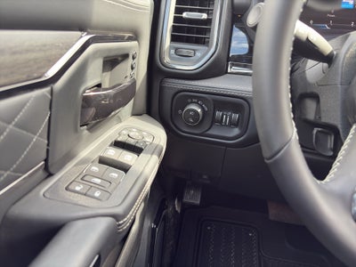 2026 RAM Ram 2500 RAM 2500 LIMITED MEGA CAB 4X4 6'4' BOX