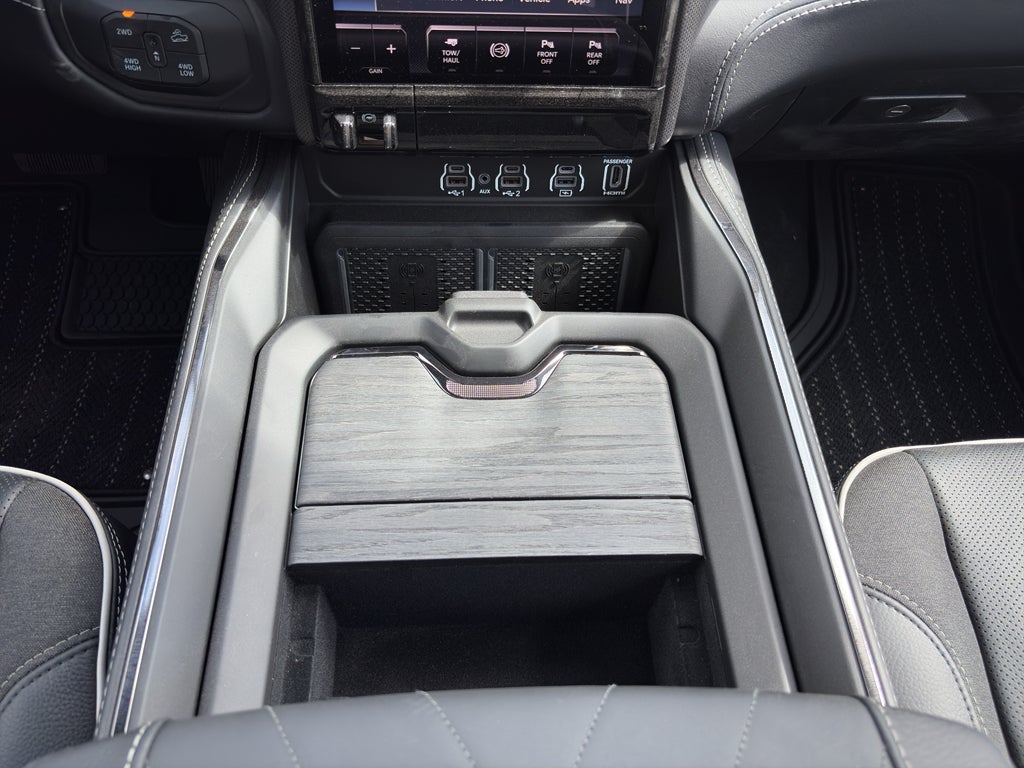 2026 RAM Ram 2500 RAM 2500 LIMITED MEGA CAB 4X4 6'4' BOX