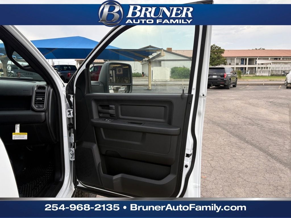 2026 RAM Ram 3500 RAM 3500 TRADESMAN CREW CAB 4X4 8' BOX