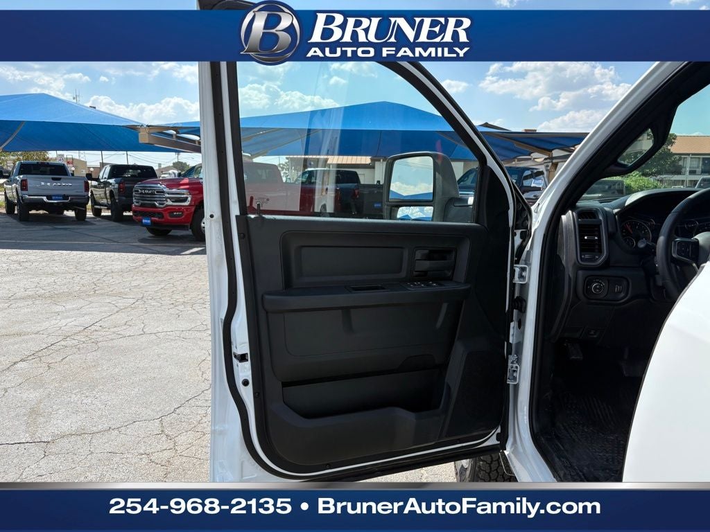 2026 RAM Ram 3500 RAM 3500 TRADESMAN CREW CAB 4X4 8' BOX