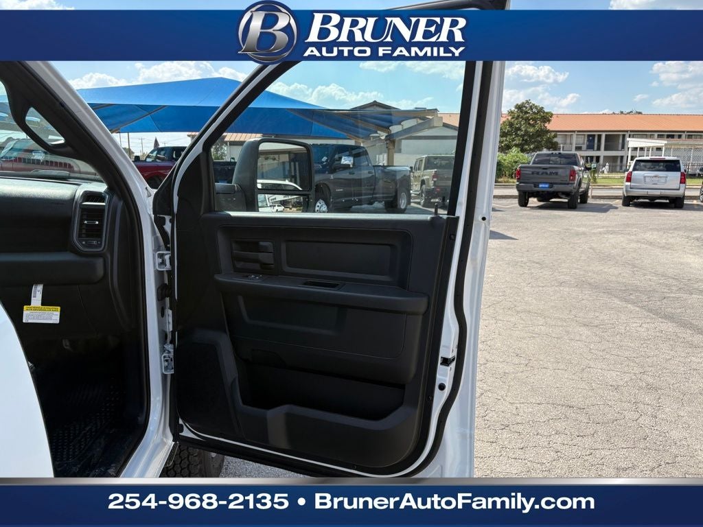 2026 RAM Ram 3500 RAM 3500 TRADESMAN CREW CAB 4X4 8' BOX