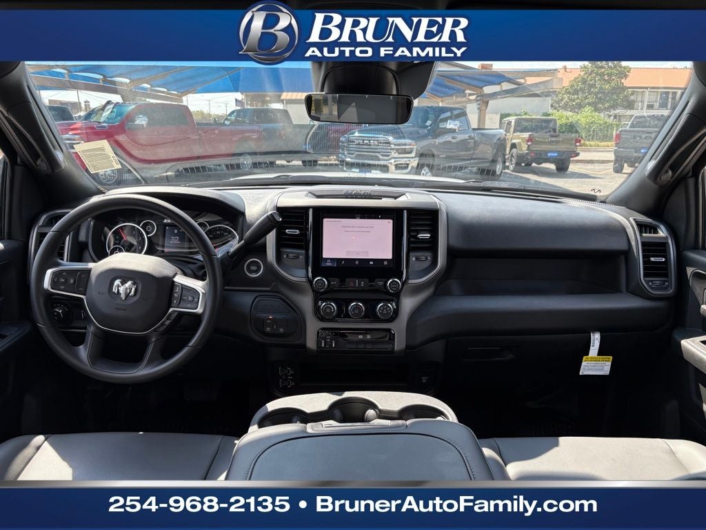 2026 RAM Ram 3500 RAM 3500 TRADESMAN CREW CAB 4X4 8' BOX