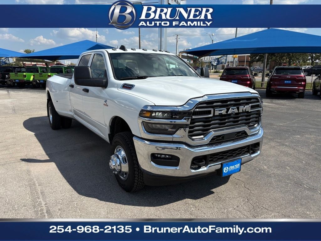 2026 RAM Ram 3500 RAM 3500 TRADESMAN CREW CAB 4X4 8' BOX