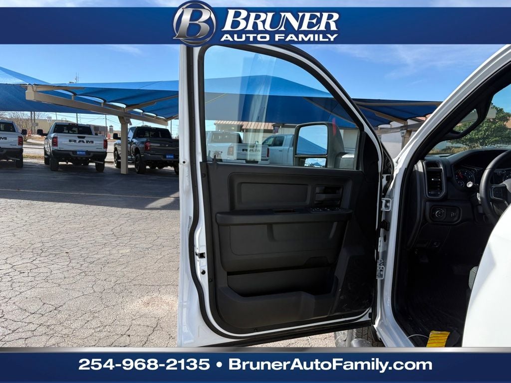 2026 RAM Ram 3500 RAM 3500 TRADESMAN CREW CAB 4X4 8' BOX