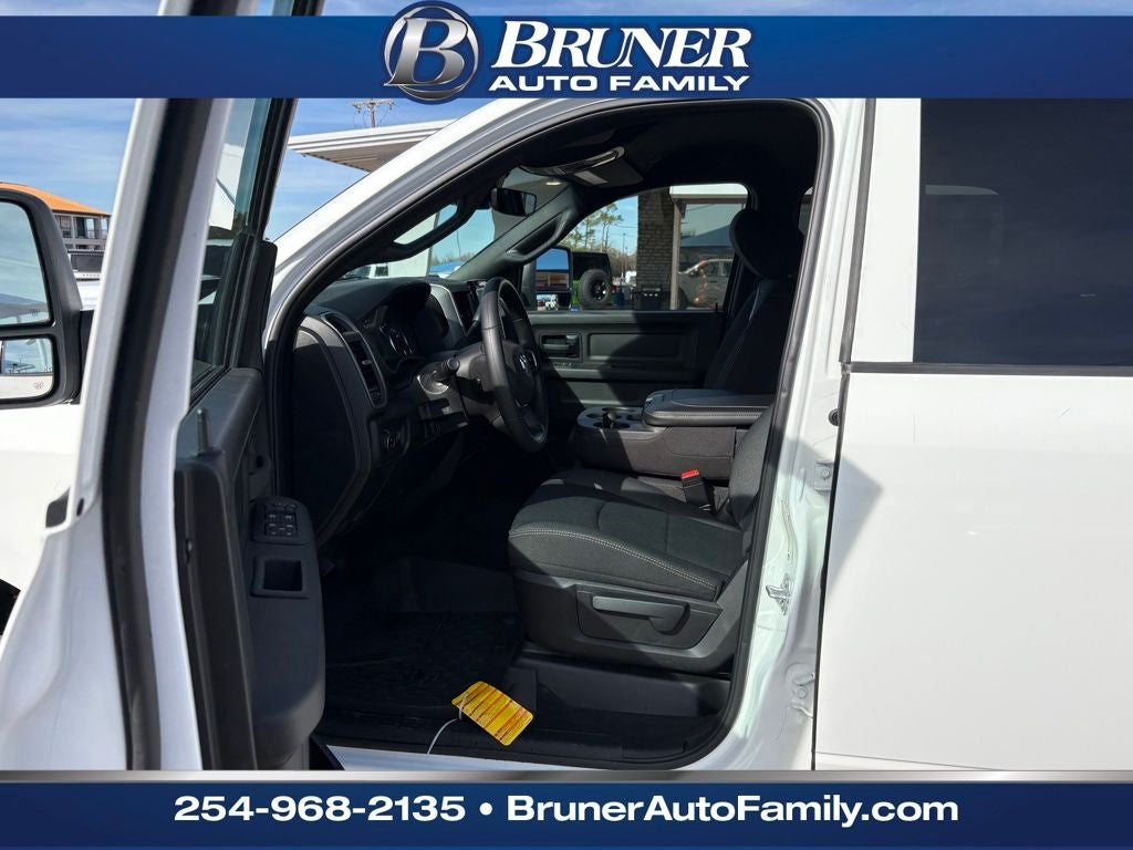 2026 RAM Ram 3500 RAM 3500 TRADESMAN CREW CAB 4X4 8' BOX