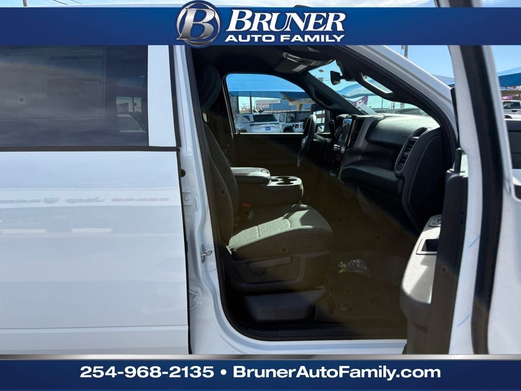 2026 RAM Ram 3500 RAM 3500 TRADESMAN CREW CAB 4X4 8' BOX