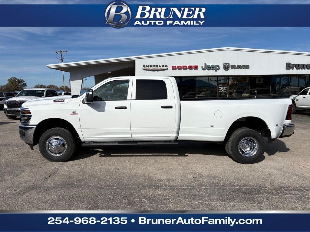 2026 RAM Ram 3500 RAM 3500 TRADESMAN CREW CAB 4X4 8' BOX