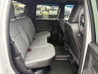 2027 RAM Ram 3500 RAM 3500 TRADESMAN CREW CAB 4X4 8' BOX