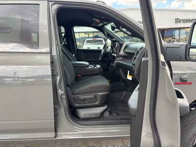 2027 RAM Ram 3500 RAM 3500 TRADESMAN CREW CAB 4X4 8' BOX