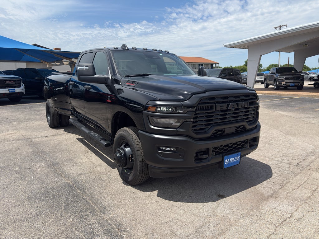 2026 RAM Ram 3500 RAM 3500 TRADESMAN CREW CAB 4X4 8' BOX