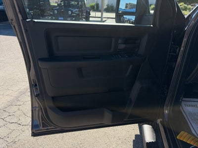 2027 RAM Ram 3500 RAM 3500 TRADESMAN CREW CAB 4X4 8' BOX
