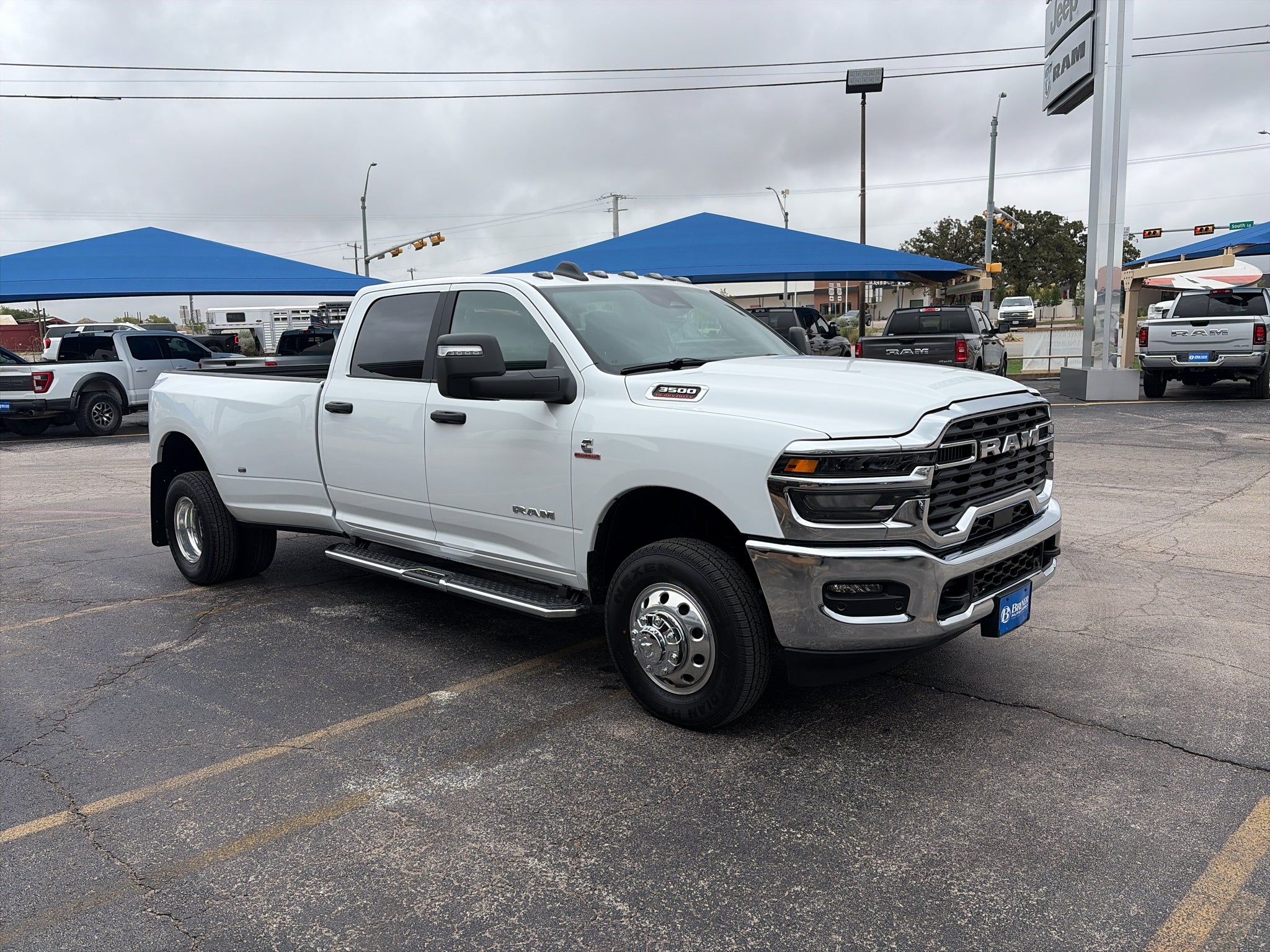 2027 RAM Ram 3500 RAM 3500 LONE STAR CREW CAB 4X4 8' BOX