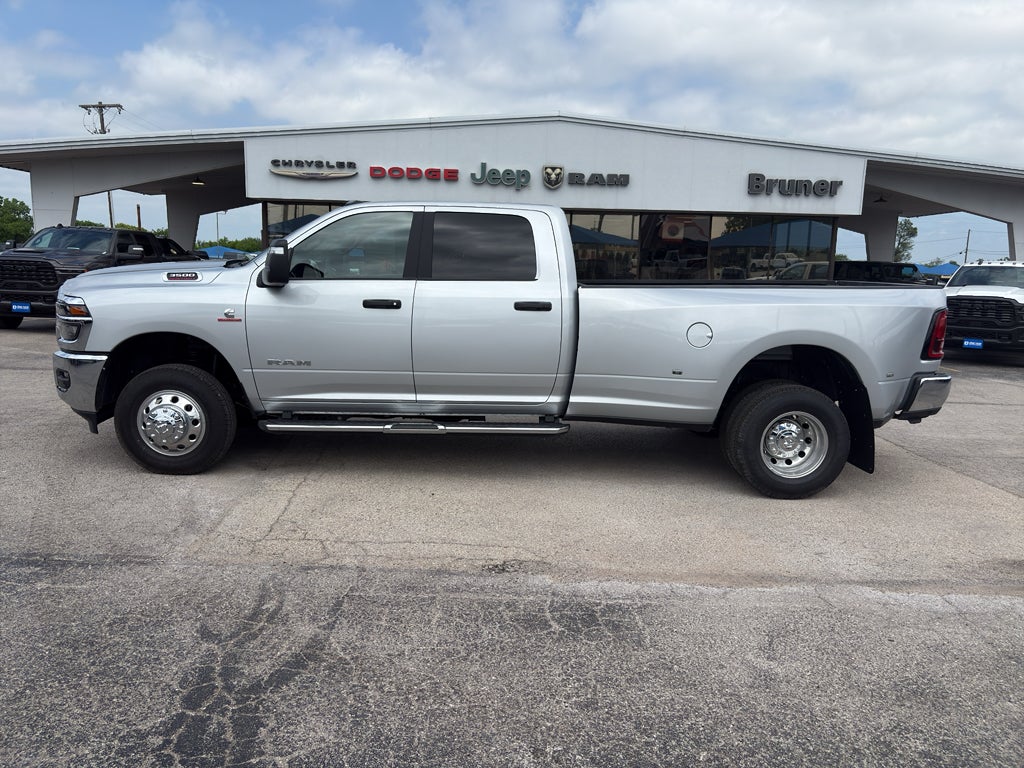2026 RAM Ram 3500 RAM 3500 LONE STAR CREW CAB 4X4 8' BOX