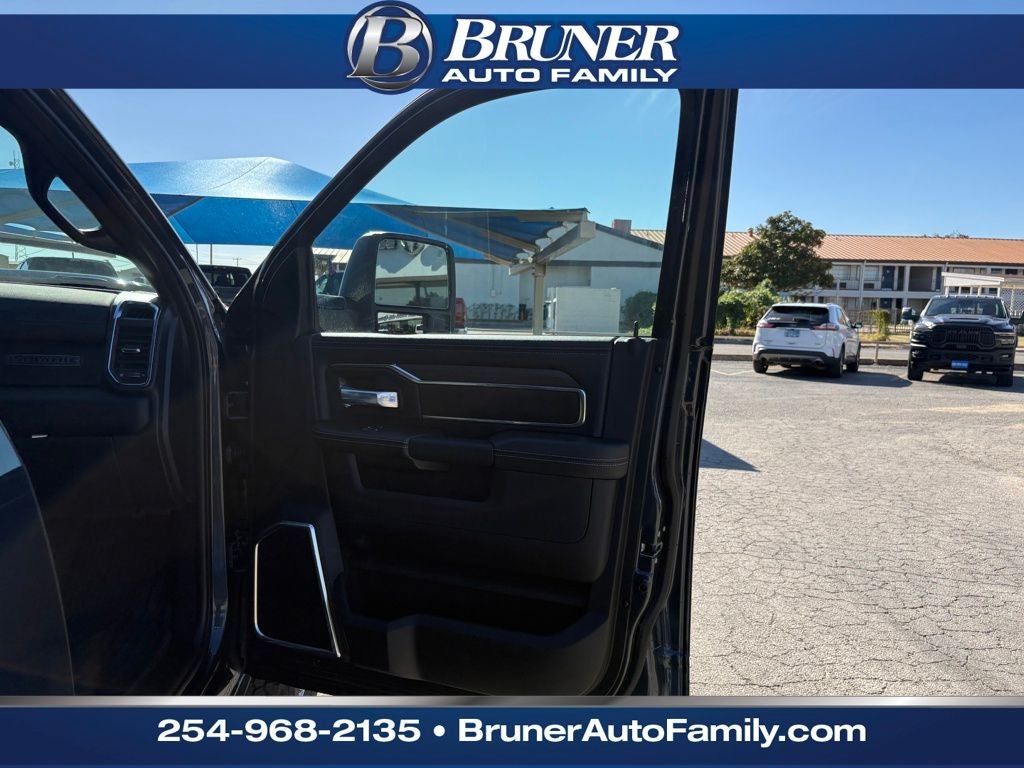 2026 RAM Ram 3500 RAM 3500 LARAMIE CREW CAB 4X4 8' BOX