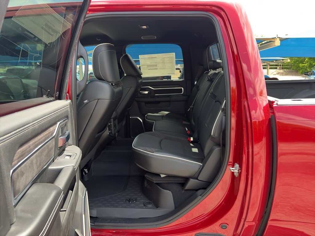 2026 RAM Ram 3500 RAM 3500 LARAMIE CREW CAB 4X4 8' BOX