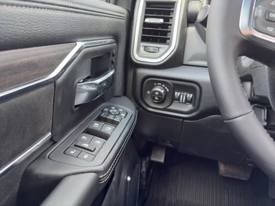 2026 RAM Ram 3500 RAM 3500 LARAMIE CREW CAB 4X4 8' BOX