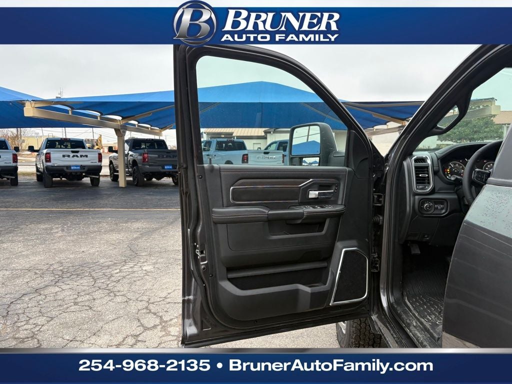 2026 RAM Ram 3500 RAM 3500 LARAMIE CREW CAB 4X4 8' BOX