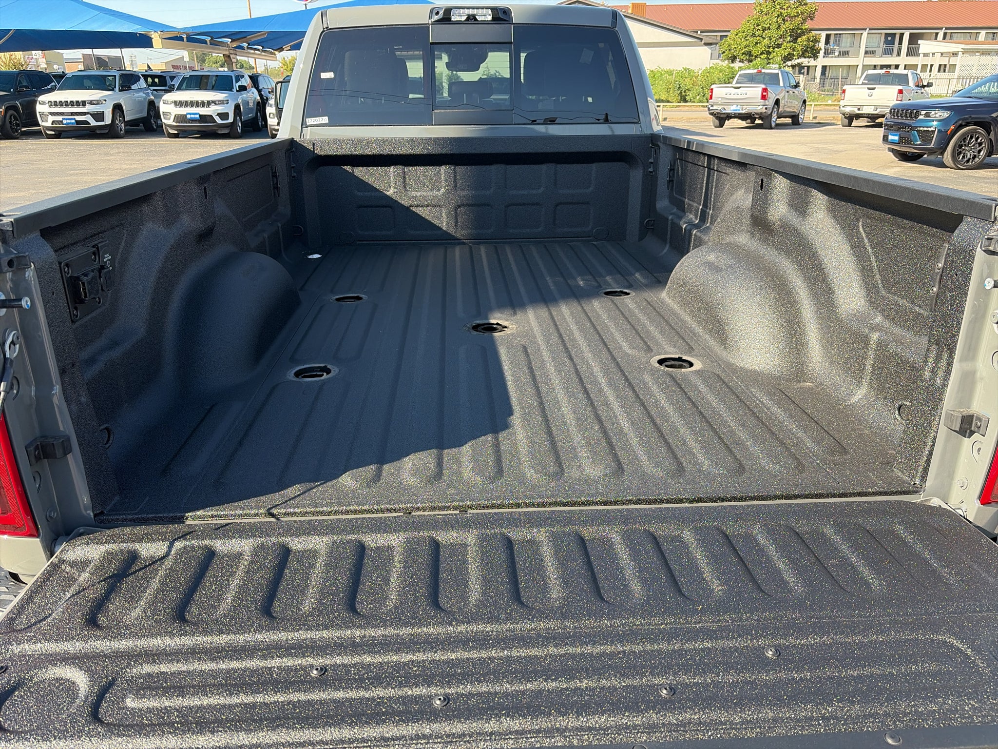 2027 RAM Ram 3500 RAM 3500 LARAMIE CREW CAB 4X4 8' BOX